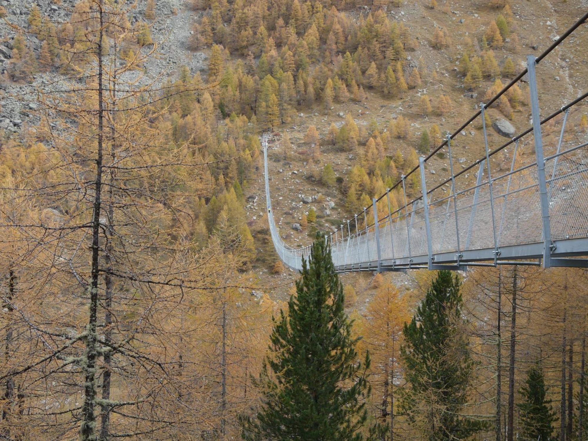 Haus Valaisia - Randa Bei Zermatt Apartamento Exterior foto