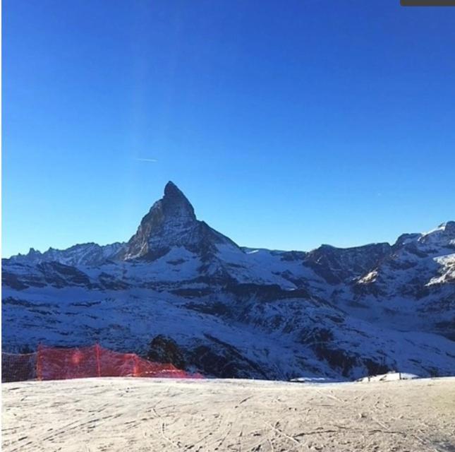 Haus Valaisia - Randa Bei Zermatt Apartamento Exterior foto